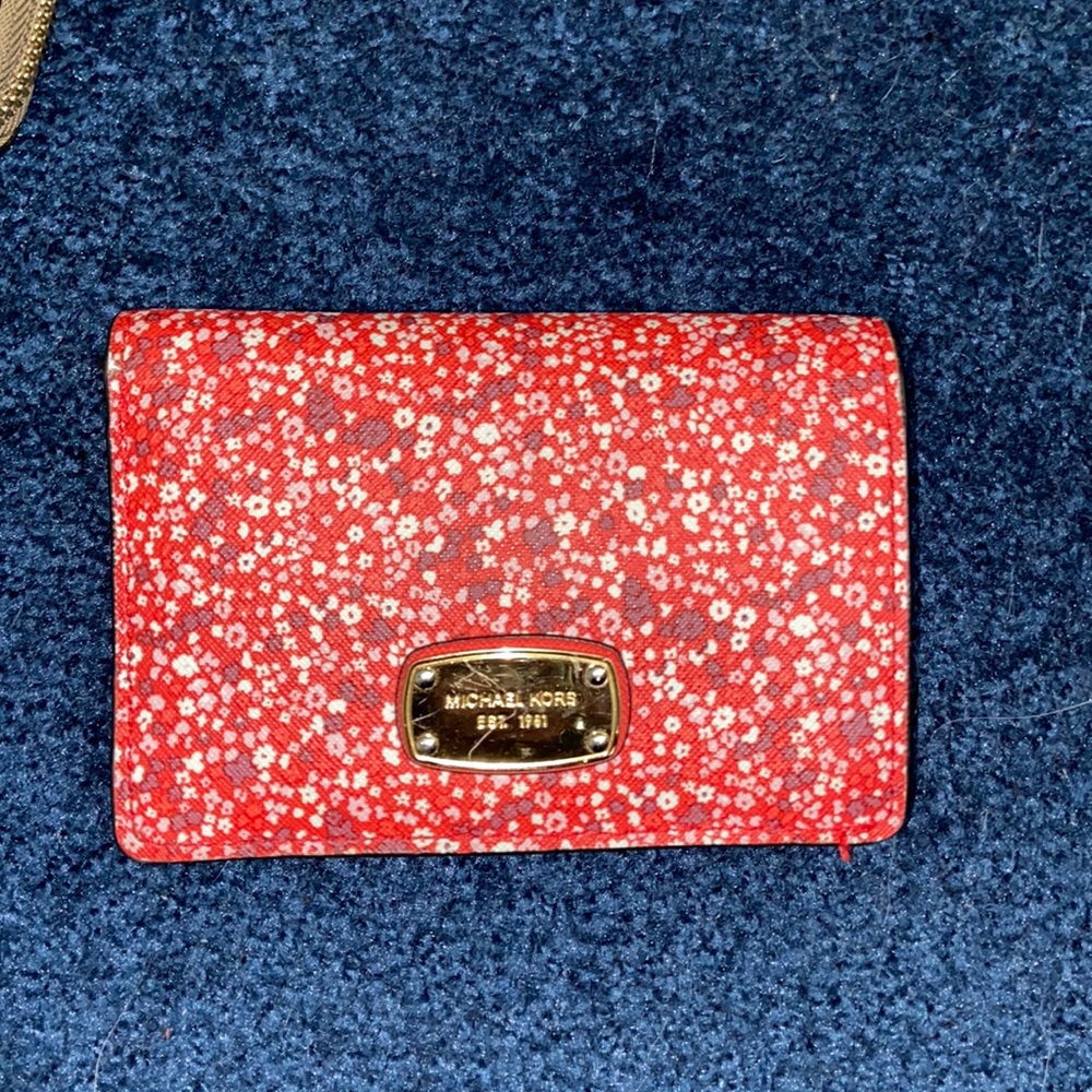 small-ish michael kors wallet